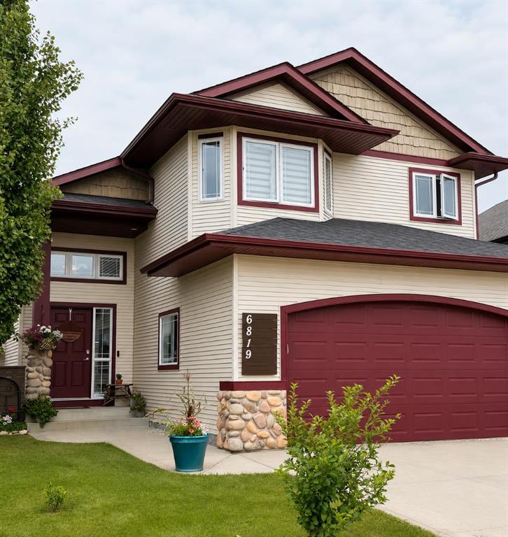 Picture of 6819 59 StreetClose , Rocky Mountain House Real Estate Listing
