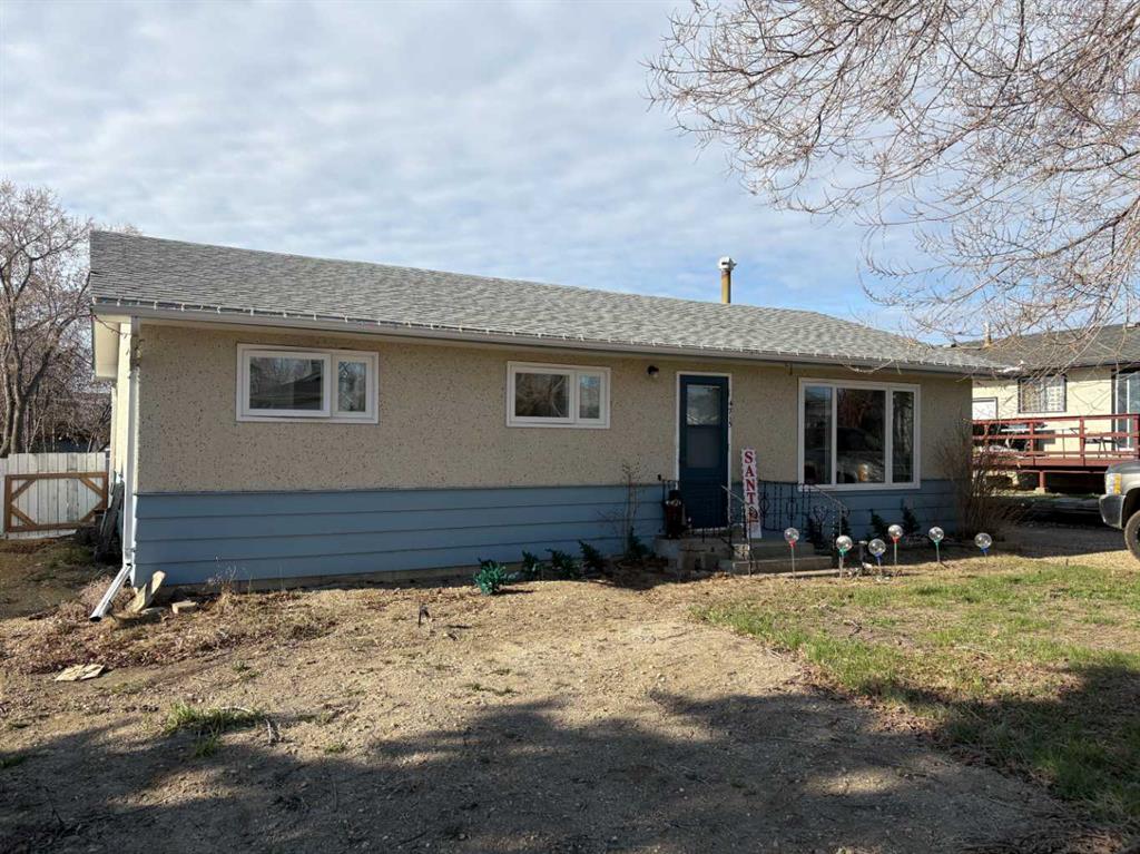 Picture of 4715 47 Avenue , Grimshaw Real Estate Listing