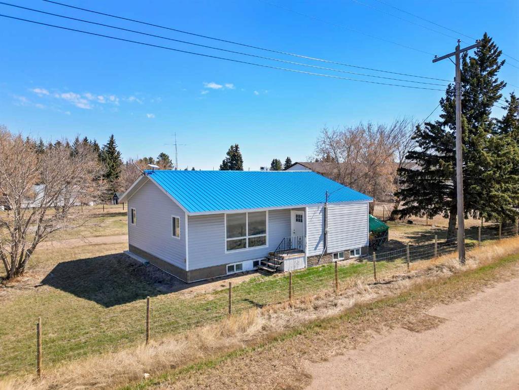Picture of 4712 51 Avenue , Alix Real Estate Listing
