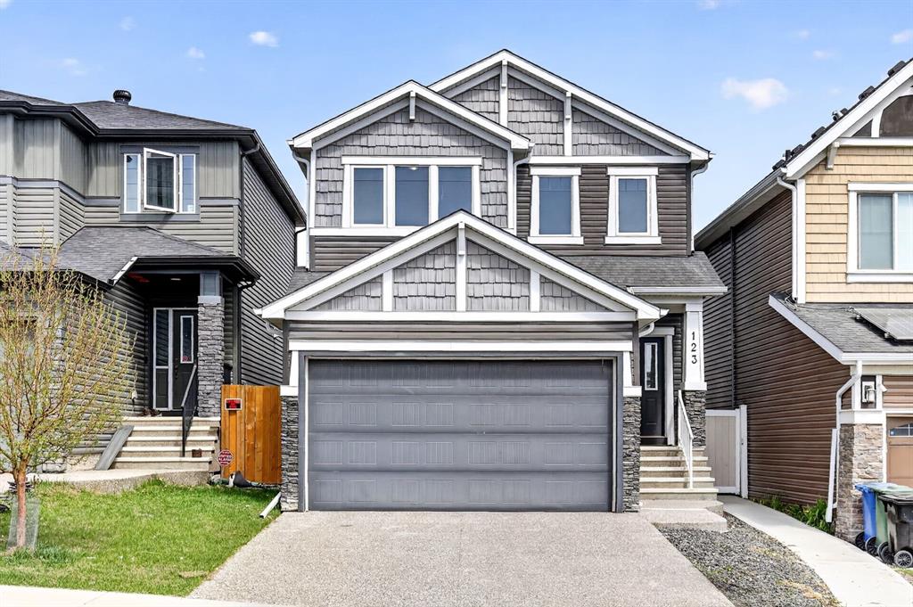 Picture of 123 Evanscrest Way NW, Calgary Real Estate Listing