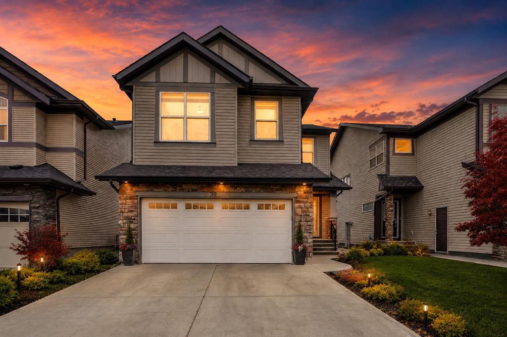 Picture of 39 Skyview Shores Rise NE, Calgary Real Estate Listing