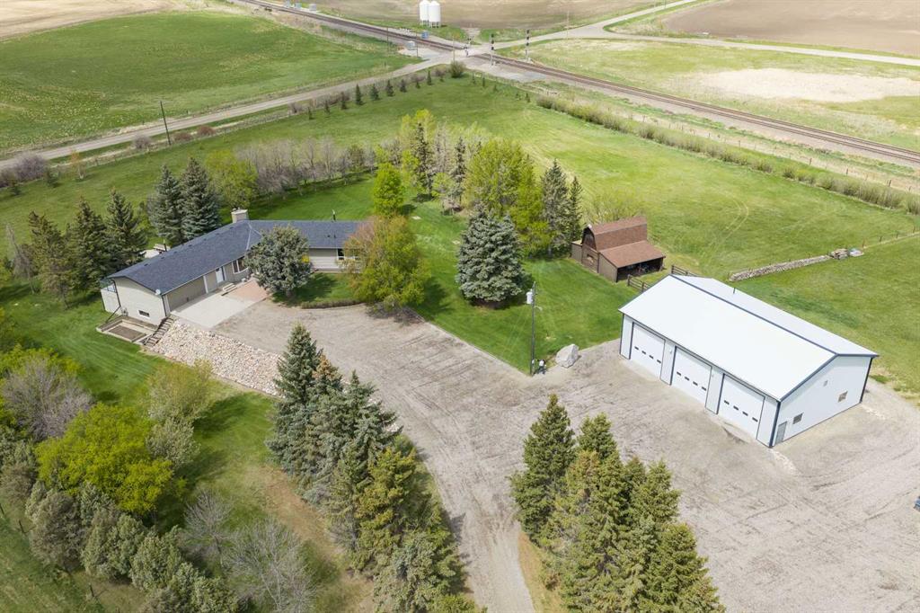 Picture of 221083 Range Road 270  , Rural Wheatland County Real Estate Listing