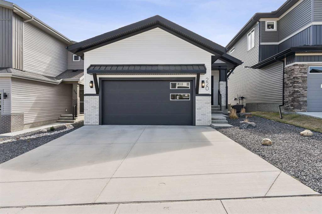 Picture of 220 Precedence View , Cochrane Real Estate Listing