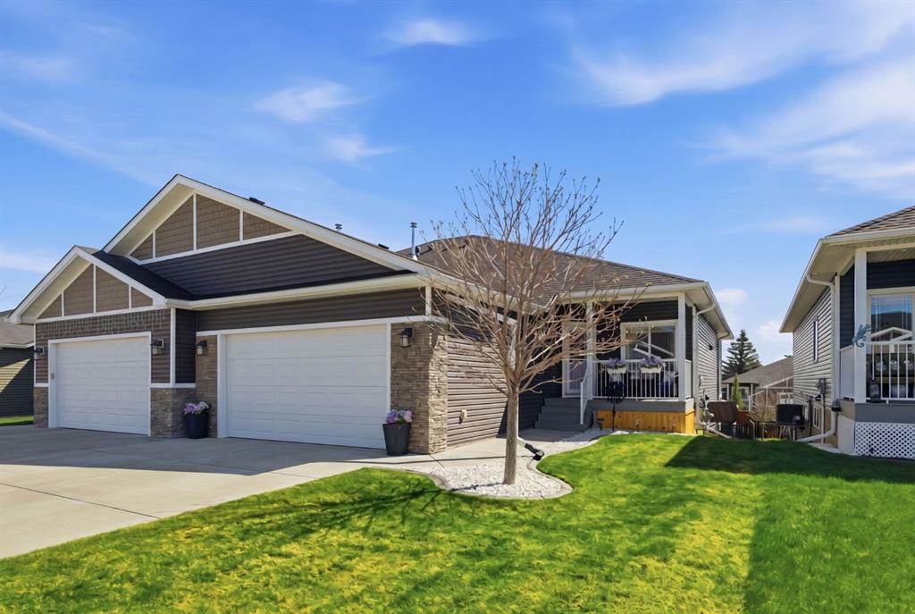 Picture of 25 Stone Garden Drive , Carstairs Real Estate Listing