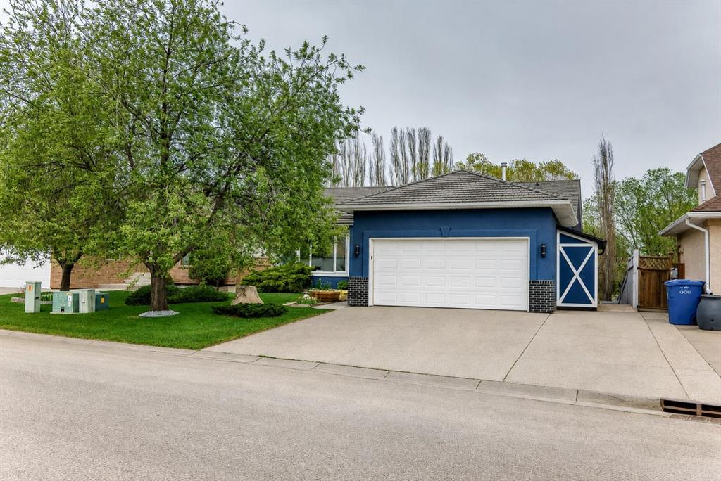 Picture of 260 Westchester Way  , Chestermere Real Estate Listing