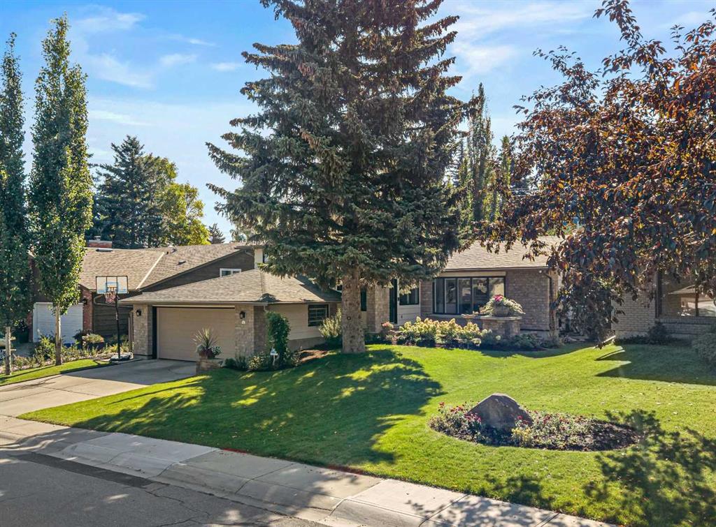 Picture of 855 Oakside Circle SW, Calgary Real Estate Listing