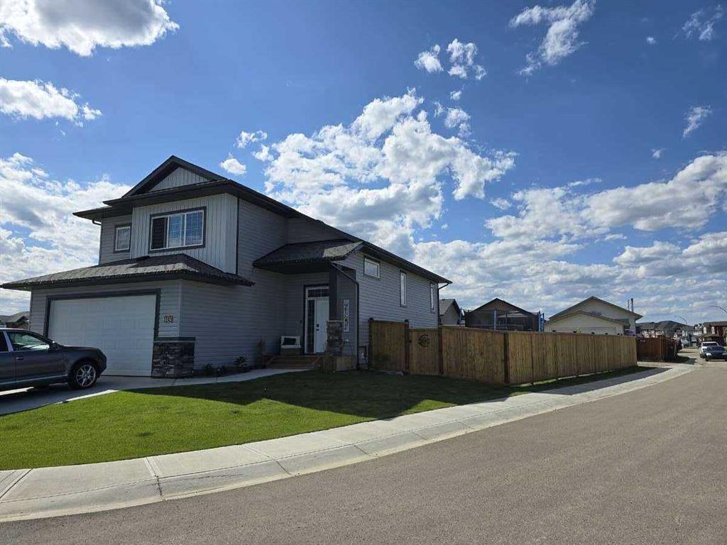 Picture of 4434 53 Street , Rocky Mountain House Real Estate Listing