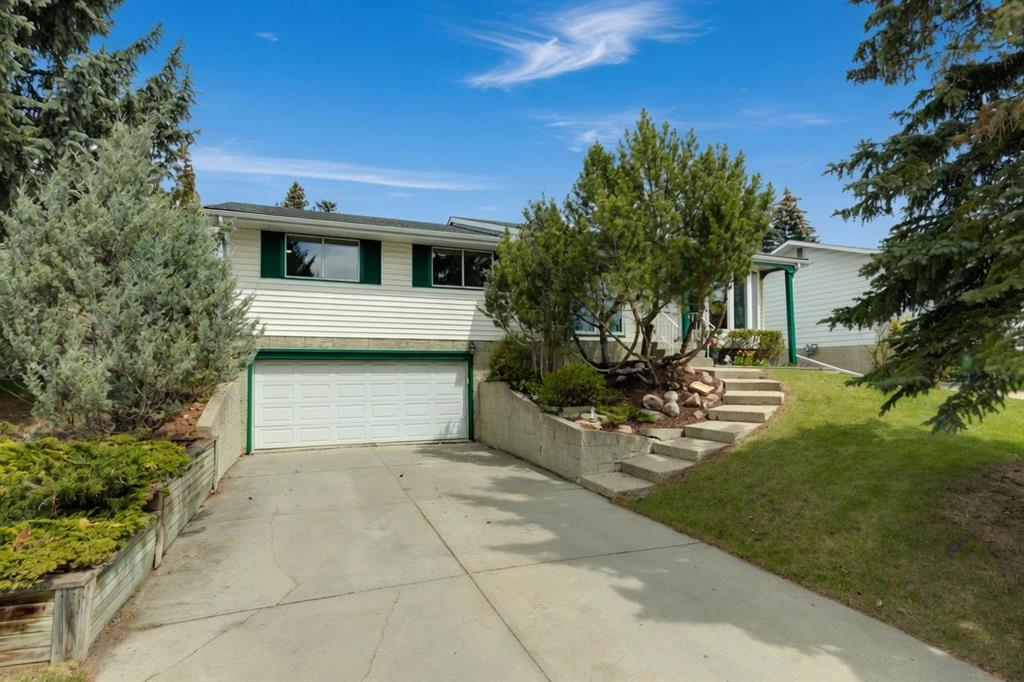 Picture of 119 Dalhurst Way NW, Calgary Real Estate Listing