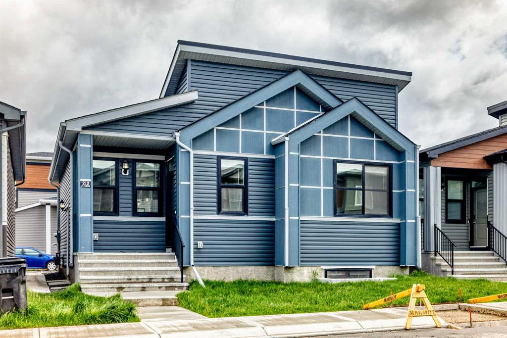Picture of 212 Lucas Place NW, Calgary Real Estate Listing