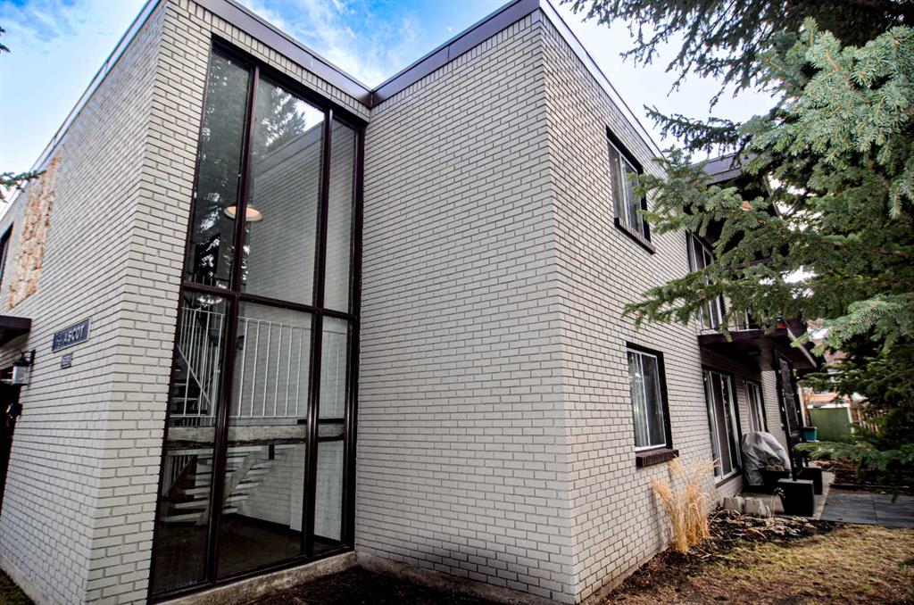 Picture of 1639 Acton Avenue SW, Calgary Real Estate Listing