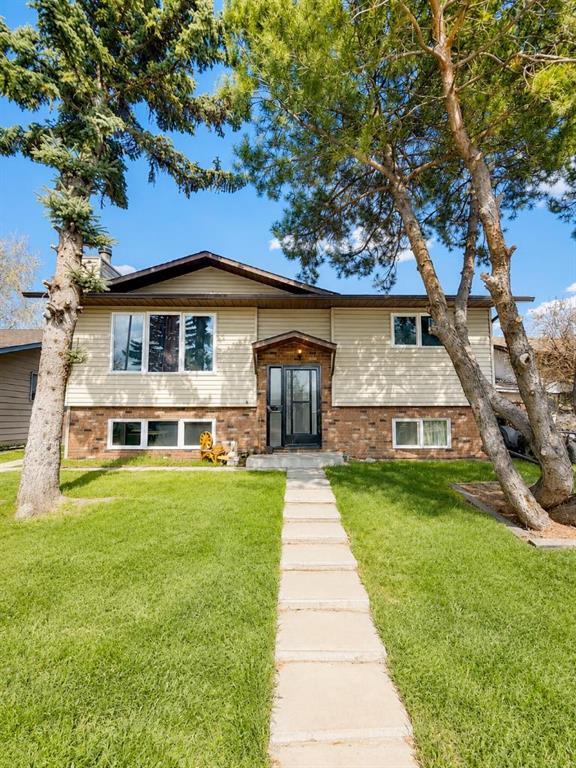 Picture of 252 fallswater Road NE, Calgary Real Estate Listing