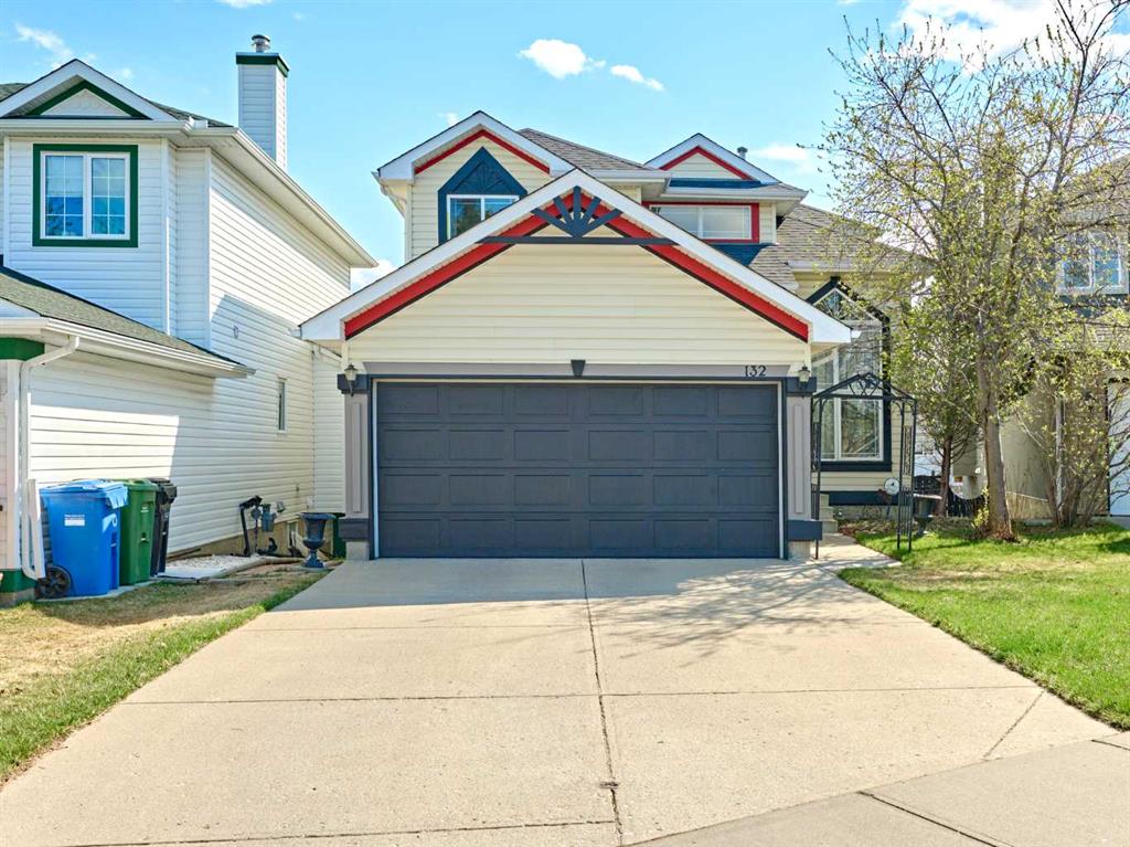 Picture of 132 Somercrest Close SW, Calgary Real Estate Listing