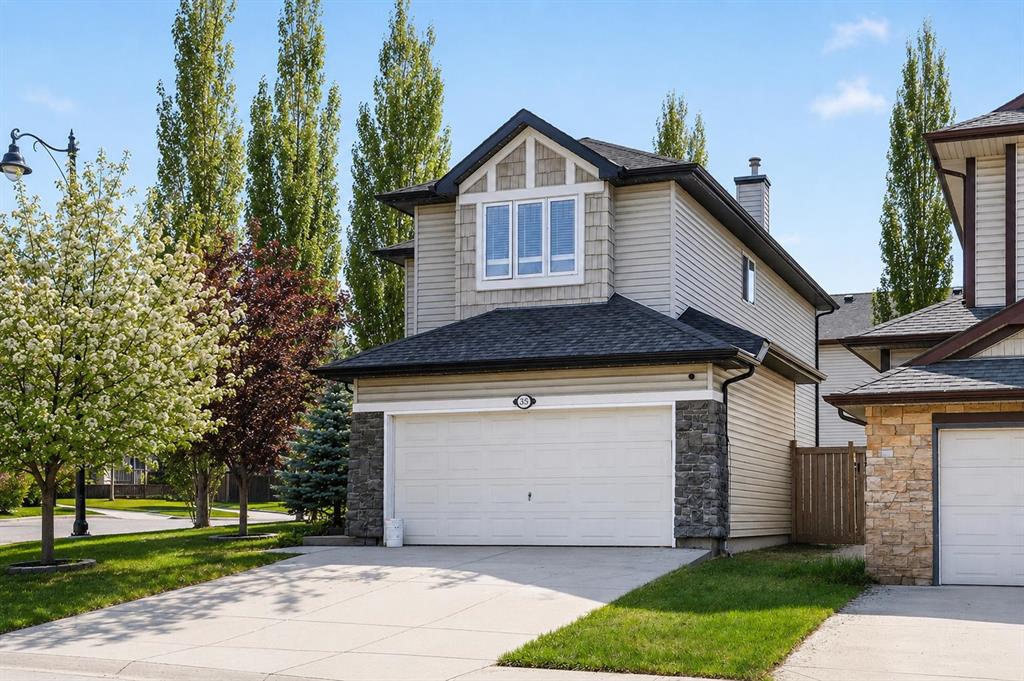 Picture of 35 Crestmont Drive SW, Calgary Real Estate Listing