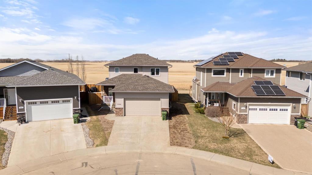 Picture of 3702 76 Street , Camrose Real Estate Listing