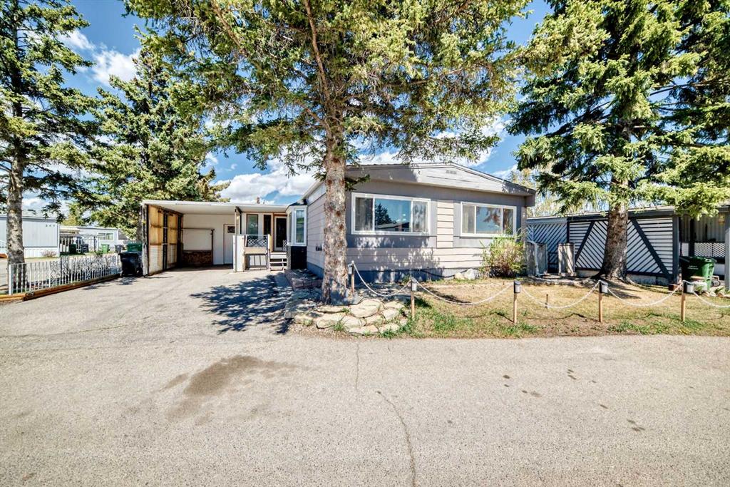 Picture of 212, 3223 83 Street NW, Calgary Real Estate Listing