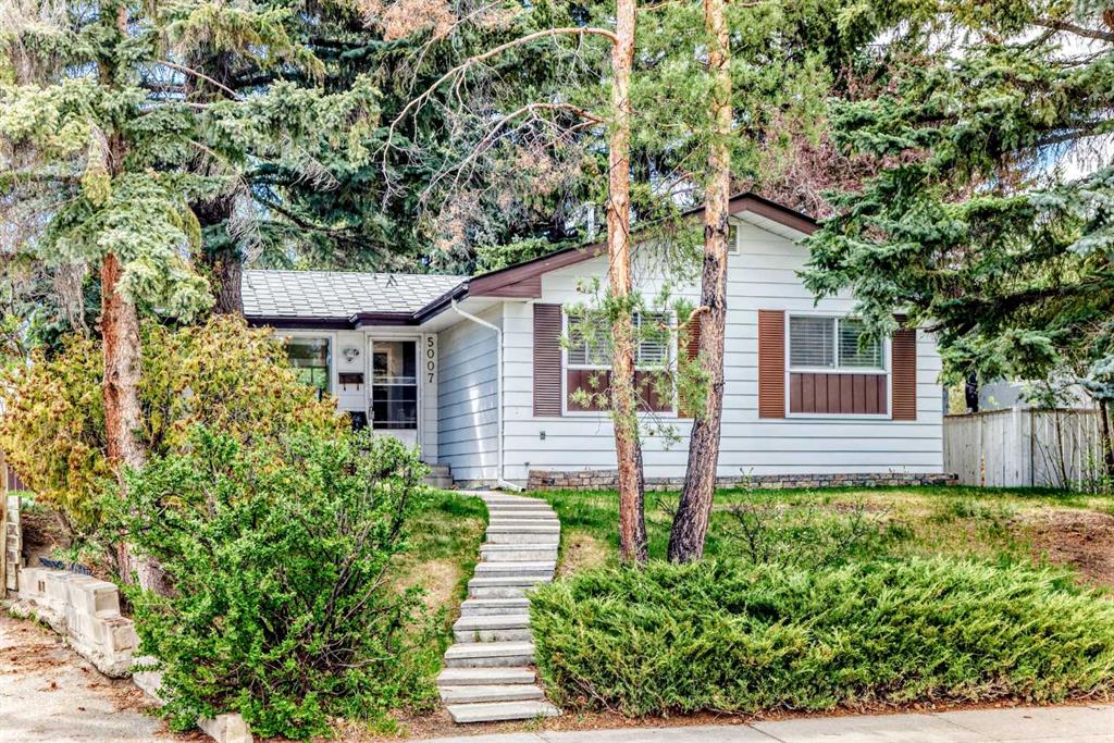Picture of 5007 Vallance Crescent NW, Calgary Real Estate Listing