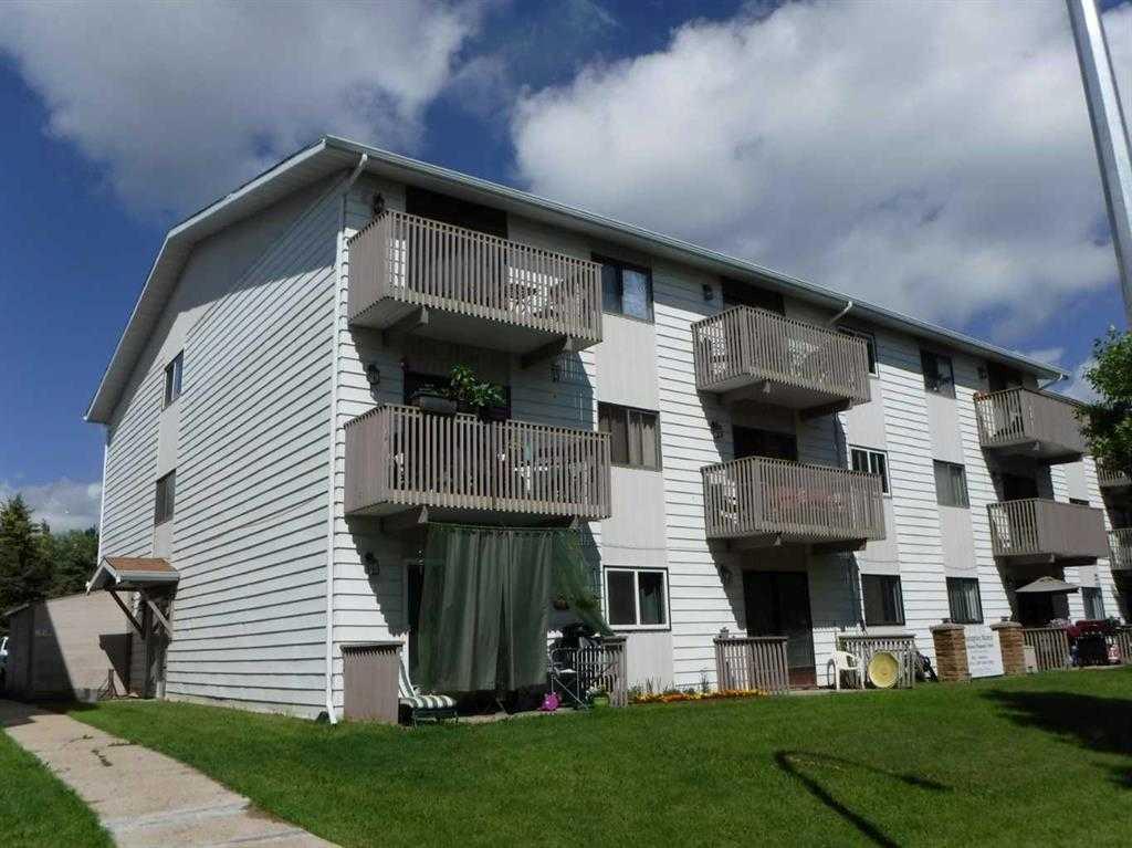 Picture of 206, 114 Mount Pleasant Drive , Camrose Real Estate Listing