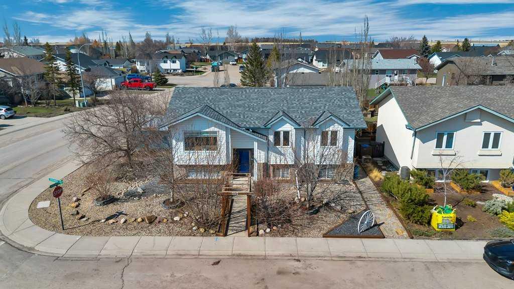 Picture of 191 Strathaven Crescent , Strathmore Real Estate Listing