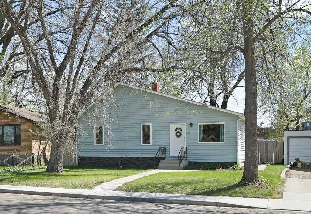 Picture of 320 3 Street W, Brooks Real Estate Listing