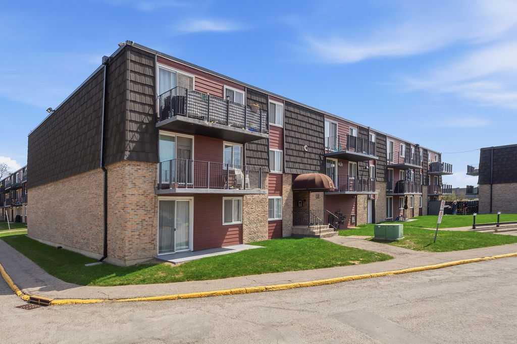 Picture of 8C, 80 Galbraith Drive SW, Calgary Real Estate Listing