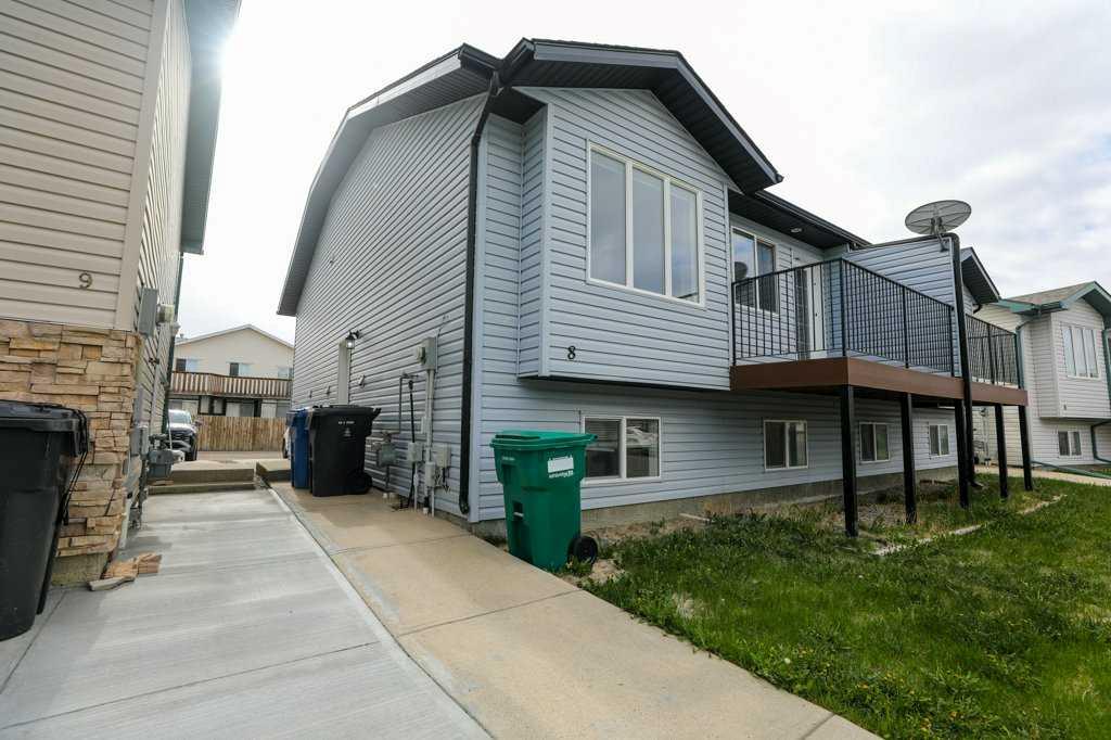 Picture of 8, 720 Heritage Boulevard W, Lethbridge Real Estate Listing