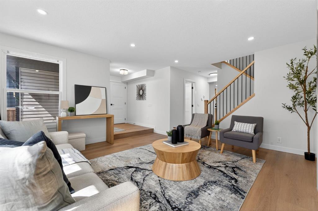 Picture of 40 Bernard Way NW, Calgary Real Estate Listing