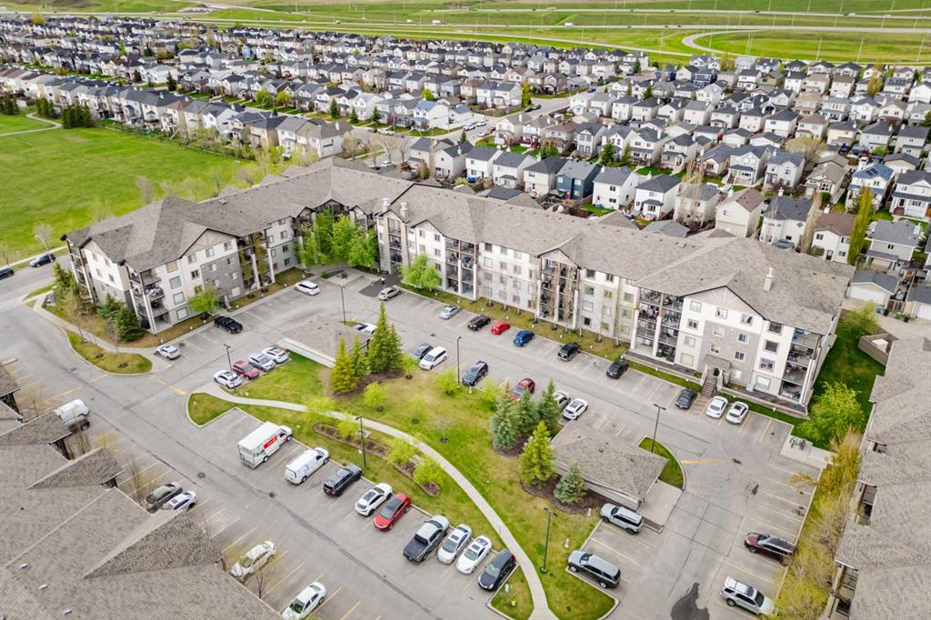 Picture of 1203, 8 Bridlecrest Drive SW, Calgary Real Estate Listing