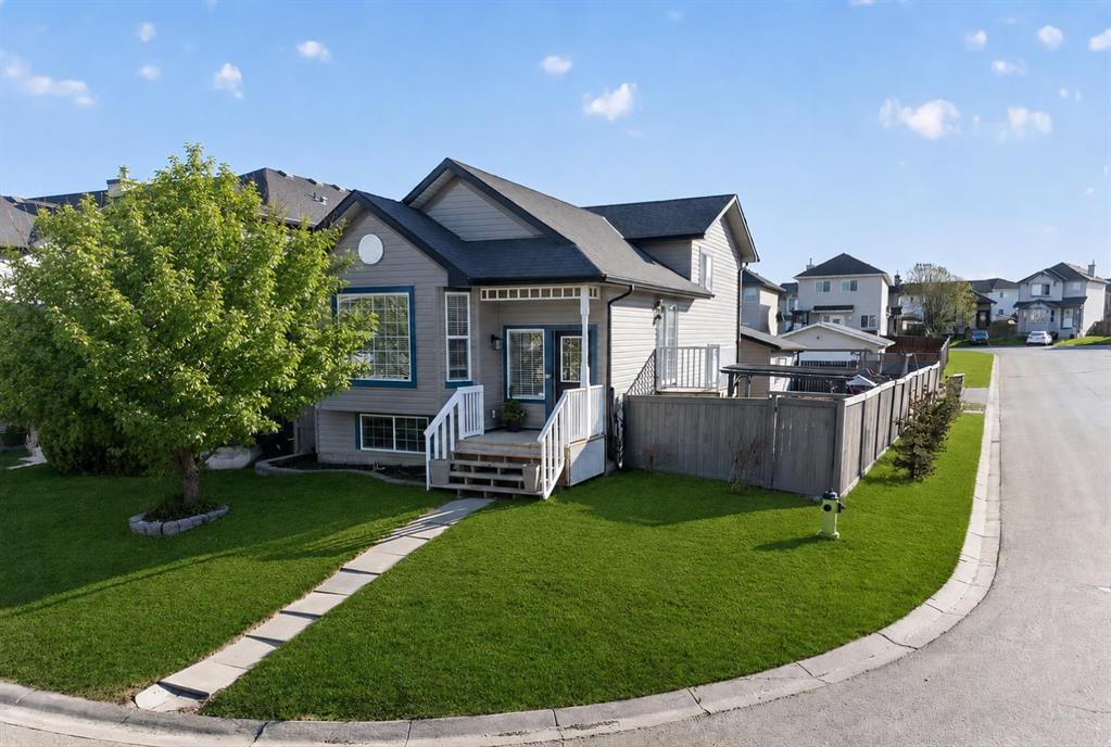 Picture of 160 Citadel Bluff Close NW, Calgary Real Estate Listing