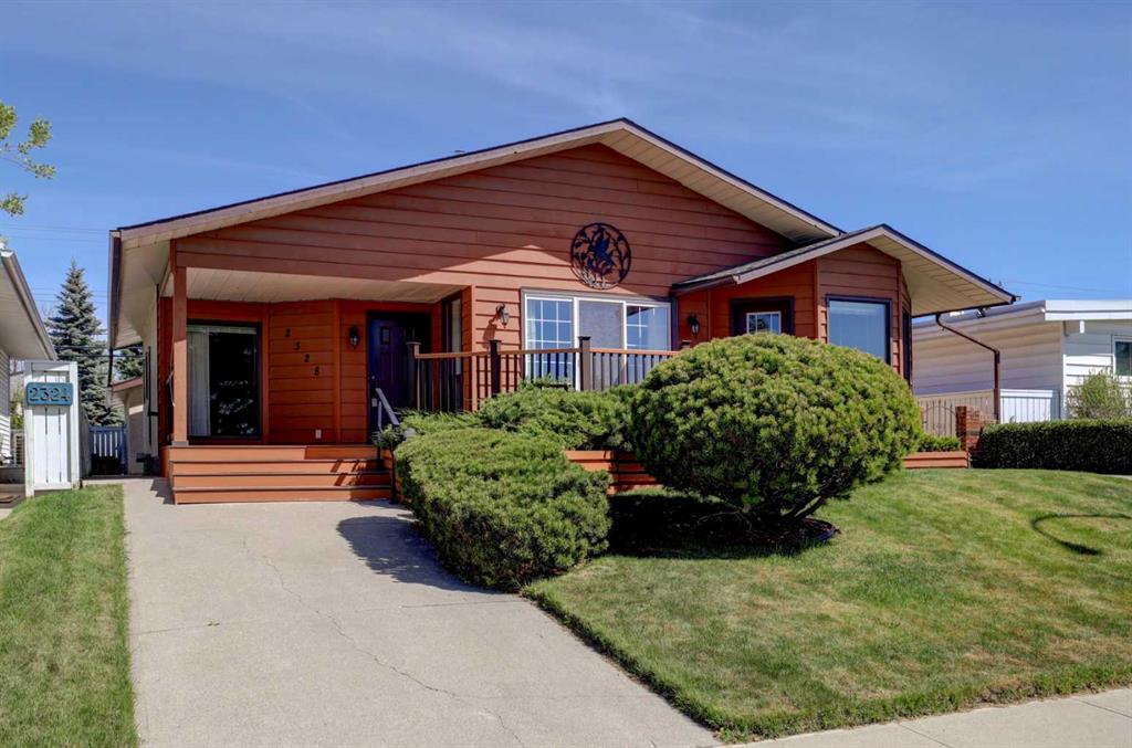 Picture of 2328 Munro Drive NE, Calgary Real Estate Listing