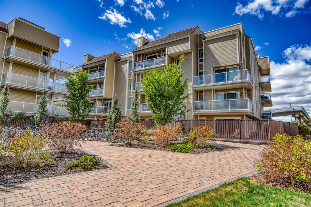 Picture of 202, 3727 42 Street NW, Calgary Real Estate Listing