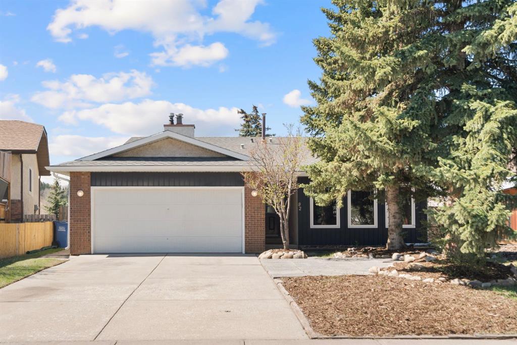 Picture of 92 Glenhill Drive , Cochrane Real Estate Listing