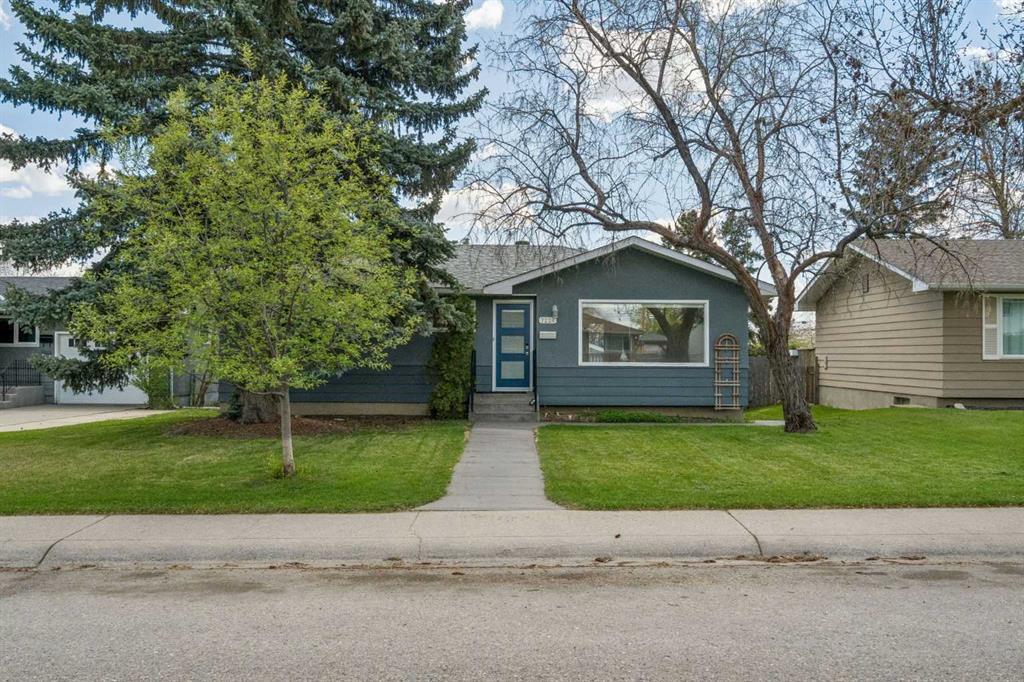 Picture of 7224 Farrell Road SE, Calgary Real Estate Listing