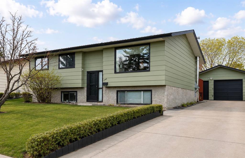 Picture of 5748 55 Street , Rocky Mountain House Real Estate Listing