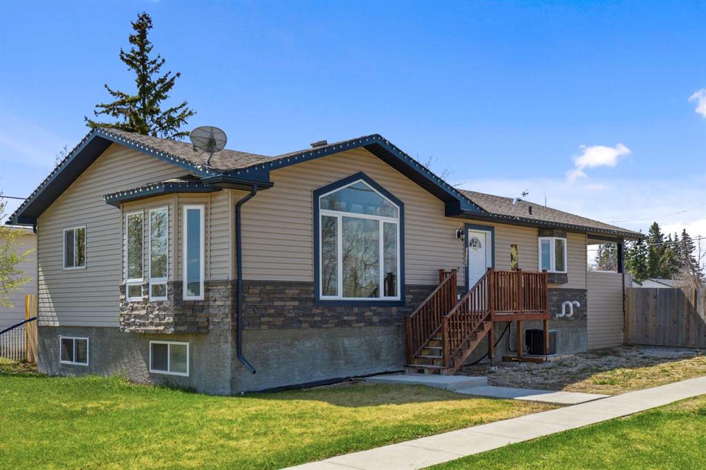 Picture of 4730 52 Street , Mayerthorpe Real Estate Listing