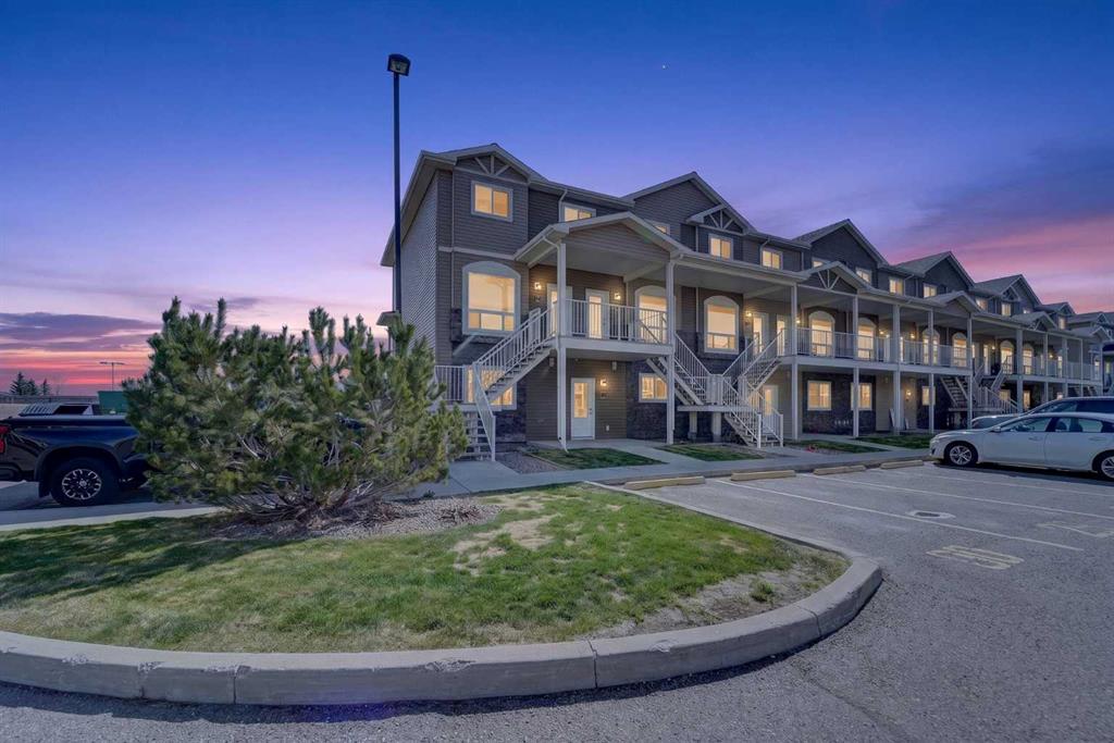 Picture of 28, 45 Keystone Terrace W, Lethbridge Real Estate Listing