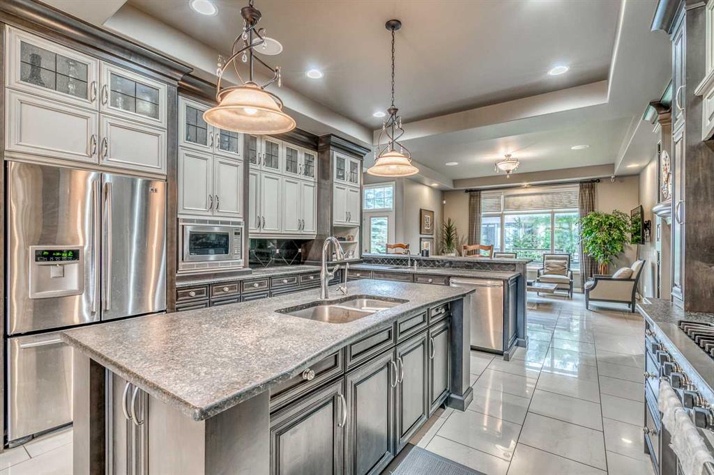 Picture of 75 Wentworth Terrace SW, Calgary Real Estate Listing