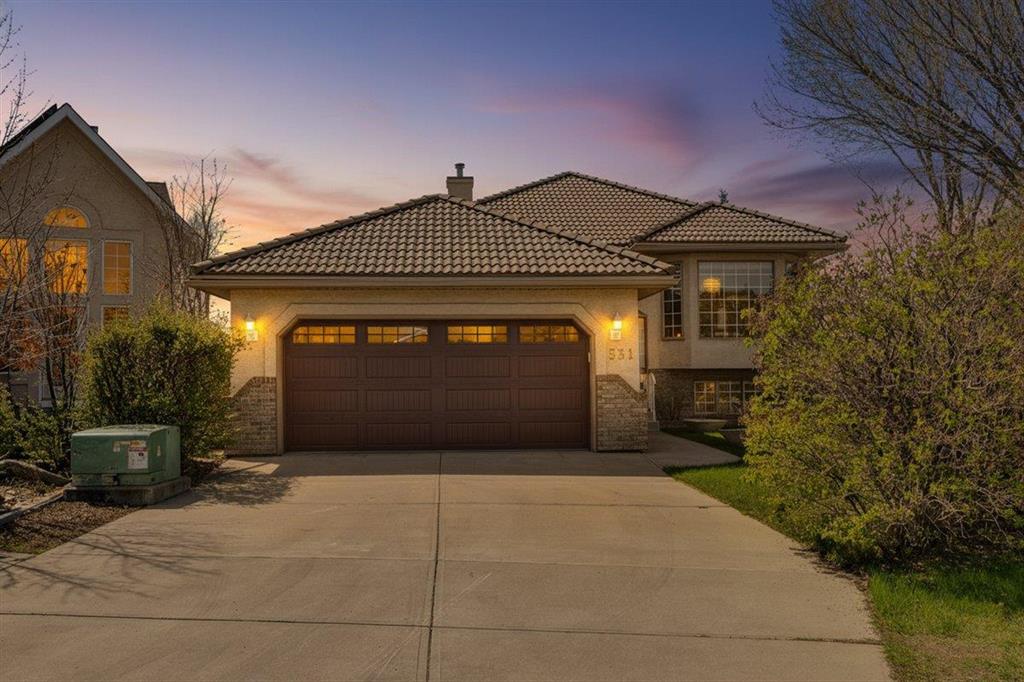 Picture of 531 Sierra Morena Court SW, Calgary Real Estate Listing
