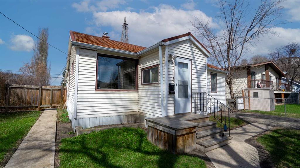 Picture of 5910 52 Avenue , Red Deer Real Estate Listing