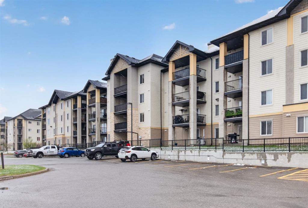 Picture of 7103, 304 Mackenzie Way SW, Airdrie Real Estate Listing