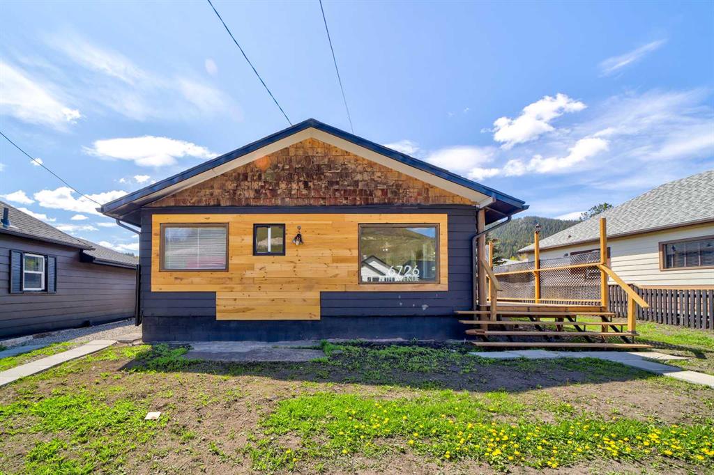 Picture of 6726 17 Avenue , Coleman Real Estate Listing