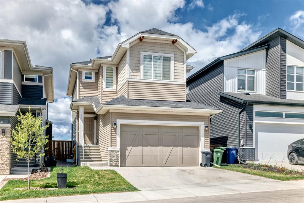 Picture of 24 Willow Street , Cochrane Real Estate Listing