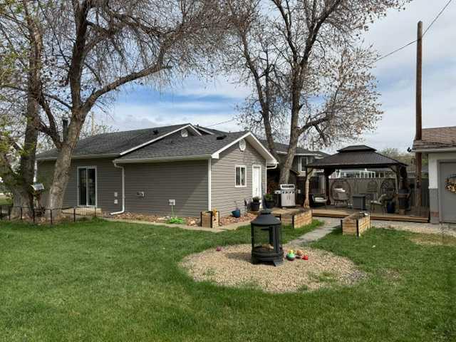 Picture of 148 4 Street , Drumheller Real Estate Listing