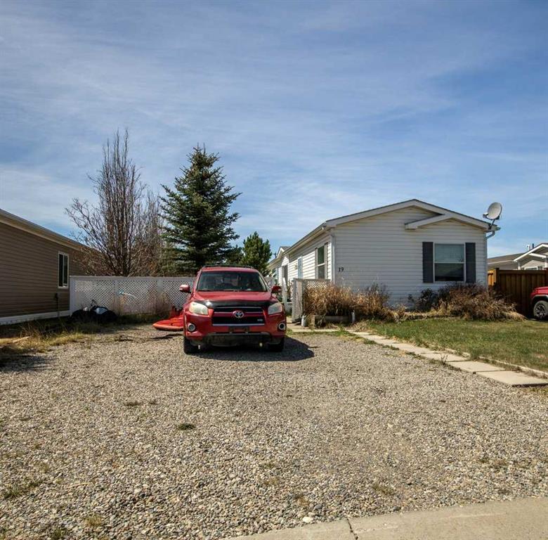 Picture of 19 Noblefern Way , Sundre Real Estate Listing