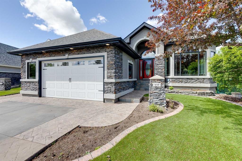 Picture of 133 Valley Creek Place NW, Calgary Real Estate Listing