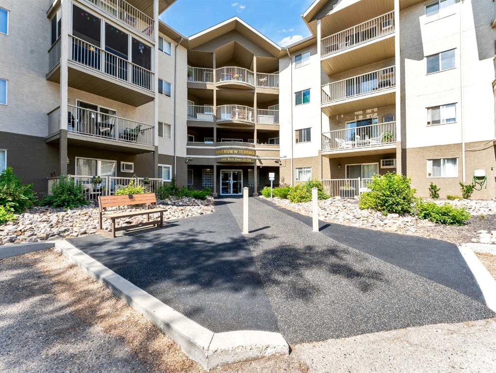 Picture of 407, 245 Red Deer Drive SW, Medicine Hat Real Estate Listing