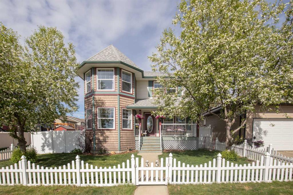 Picture of 35 Taylor Drive , Lacombe Real Estate Listing
