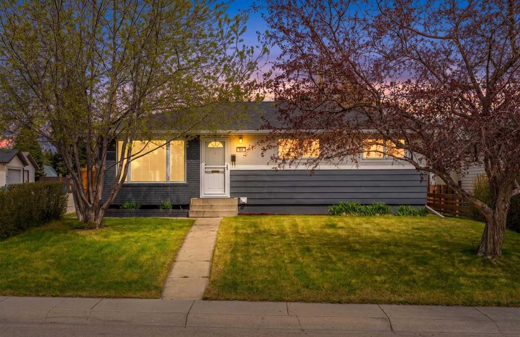 Picture of 54 Atlanta Crescent SE, Calgary Real Estate Listing