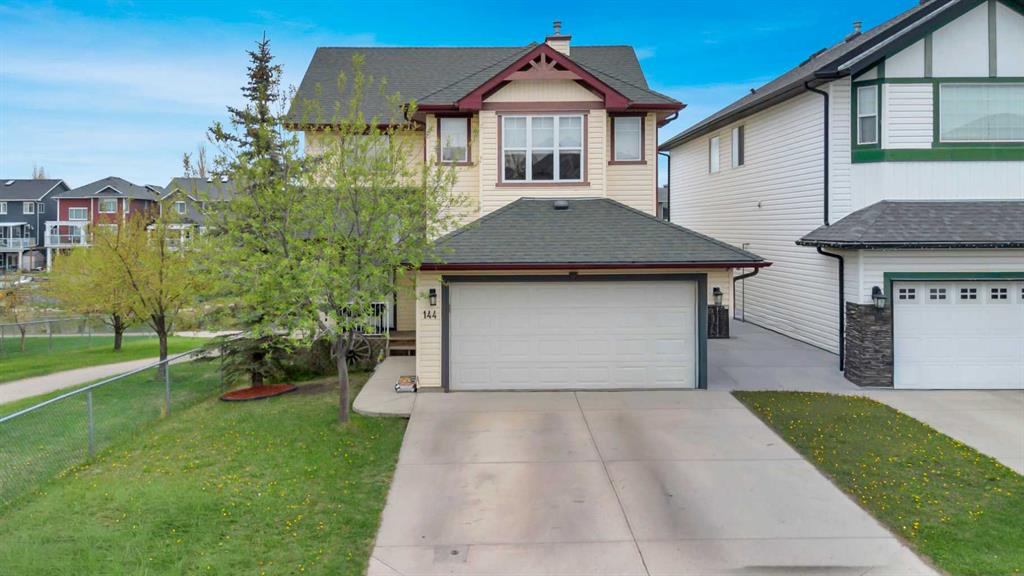 Picture of 144 Bayside Point SW, Airdrie Real Estate Listing