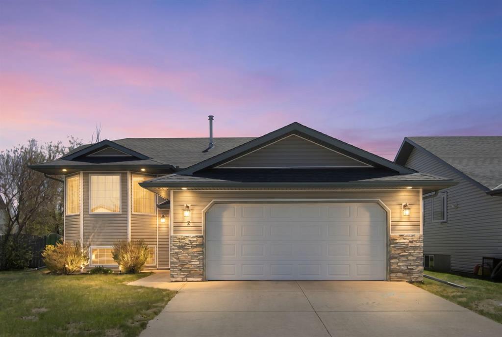 Picture of 2 Madison Court , Strathmore Real Estate Listing