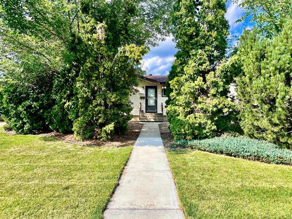 Picture of 10812 52 Avenue NW, Edmonton Real Estate Listing